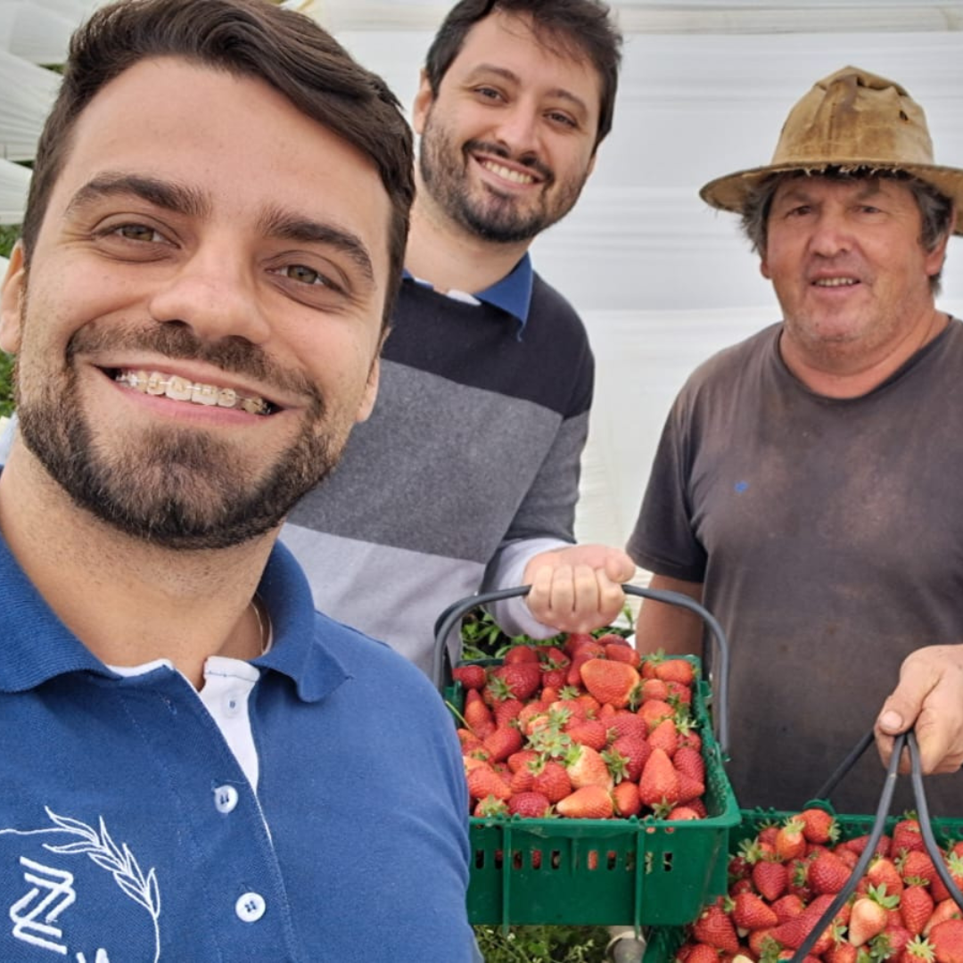 Depoimento em Campo: Mario e Maria contam como o NOCK UV Costal reduziu em 58% as perdas no cultivo de morangos